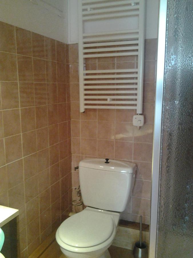 Appartement Rue Nationale - Port De La Houle Cancale Exteriör bild